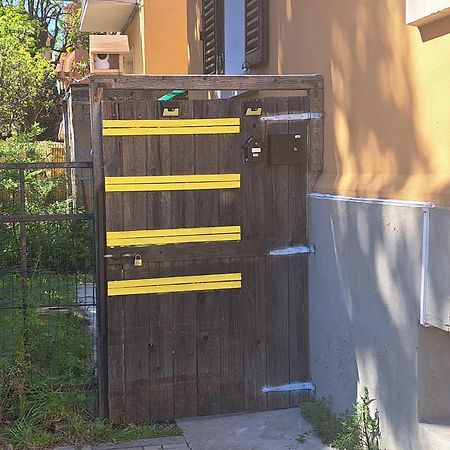 Fiera Bolognina - Komodo - Appartamento Completo Con Giardino E Parcheggio Privato Μπολόνια Εξωτερικό φωτογραφία