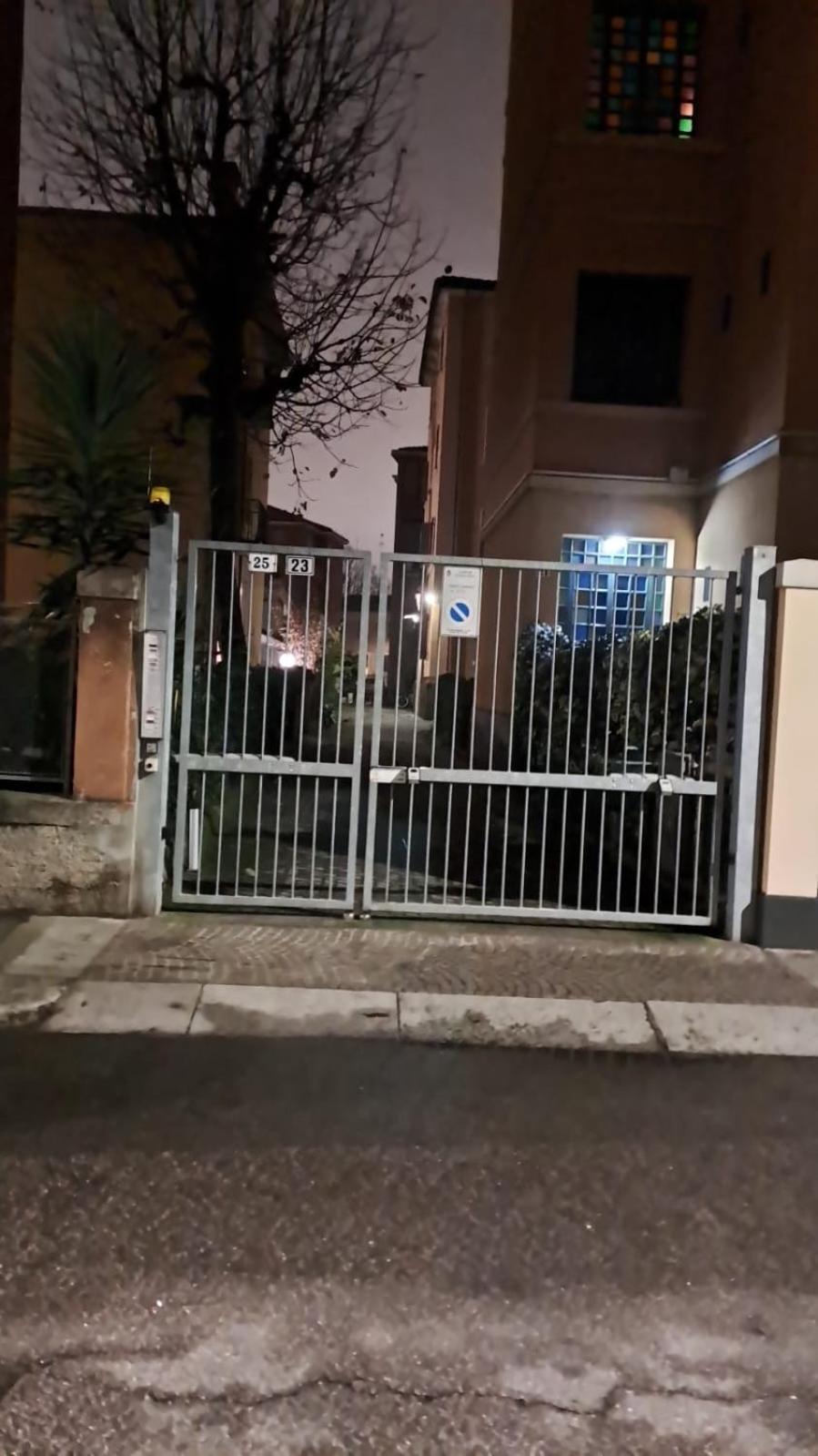 Fiera Bolognina - Komodo - Appartamento Completo Con Giardino E Parcheggio Privato Μπολόνια Εξωτερικό φωτογραφία