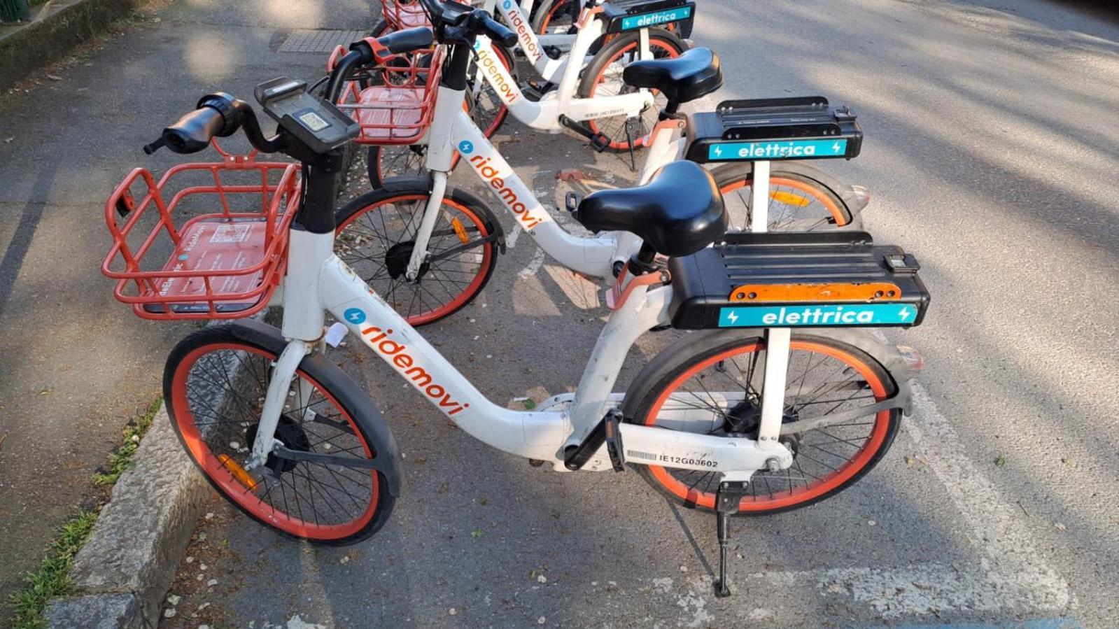 Fiera Bolognina - Komodo - Appartamento Completo Con Giardino E Parcheggio Privato Μπολόνια Εξωτερικό φωτογραφία