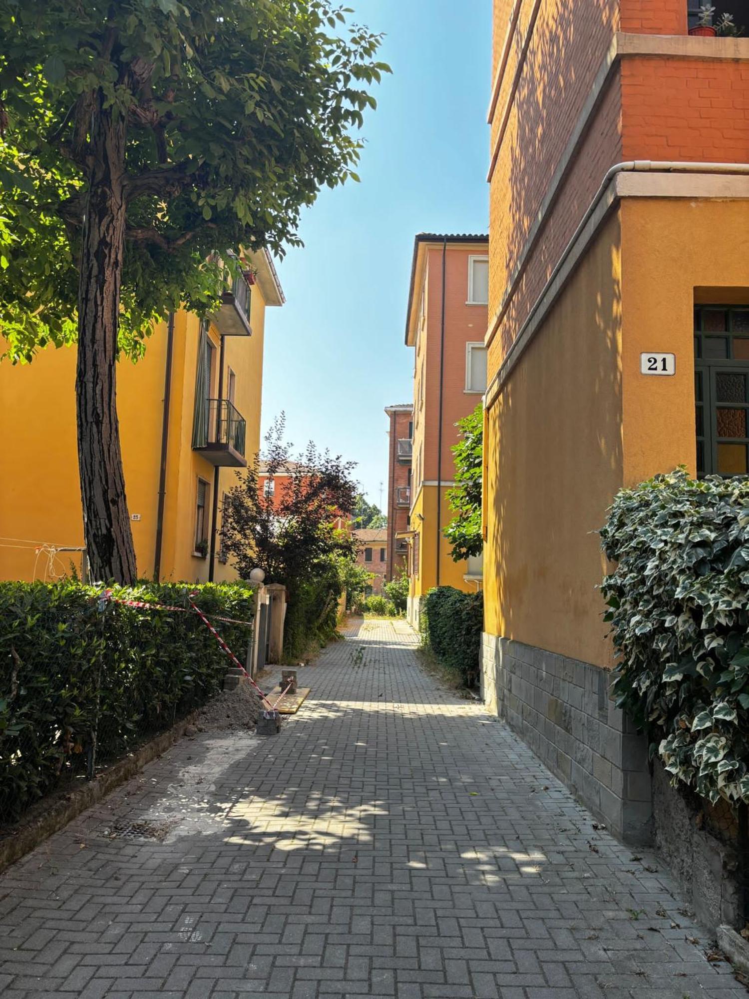 Fiera Bolognina - Komodo - Appartamento Completo Con Giardino E Parcheggio Privato Μπολόνια Εξωτερικό φωτογραφία